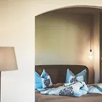 Baecksteinerhof Farm stay Merano