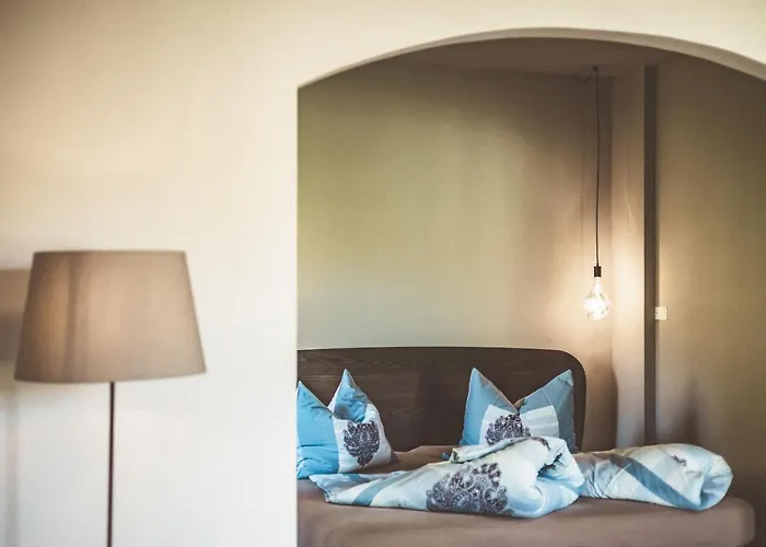 Bäcksteinerhof Bauernhof Meran